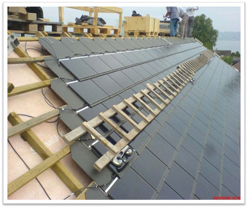 Installation de tuiles solaires, SES